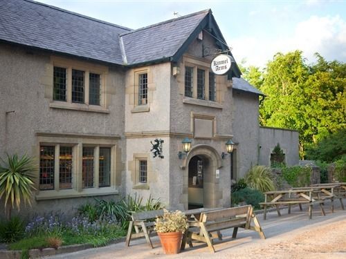 The Kinmel Arms 호텔 애버갤리 외부 사진
